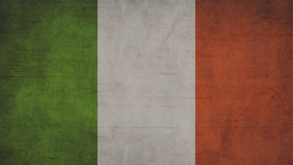 flag, banner, italy-2694986.jpg